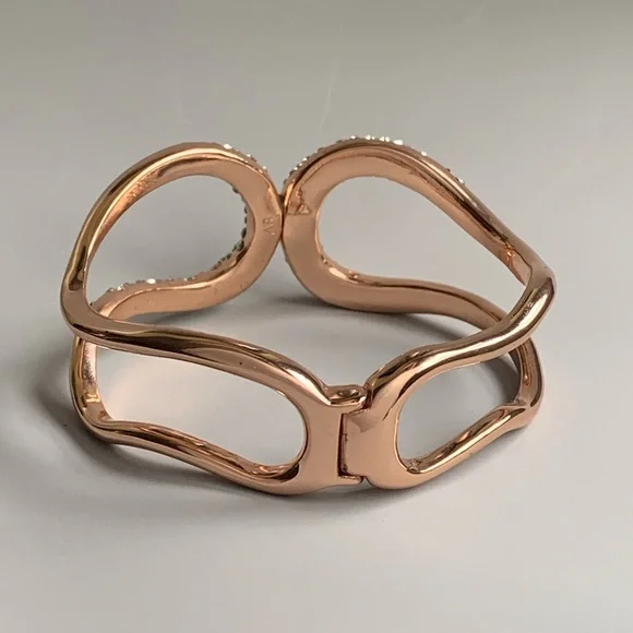 ALEXIS BITTAR • Rose Gold Miss Havisham Hinged Crystal Dusted Bangle Bracelet - Picture 5 of 9